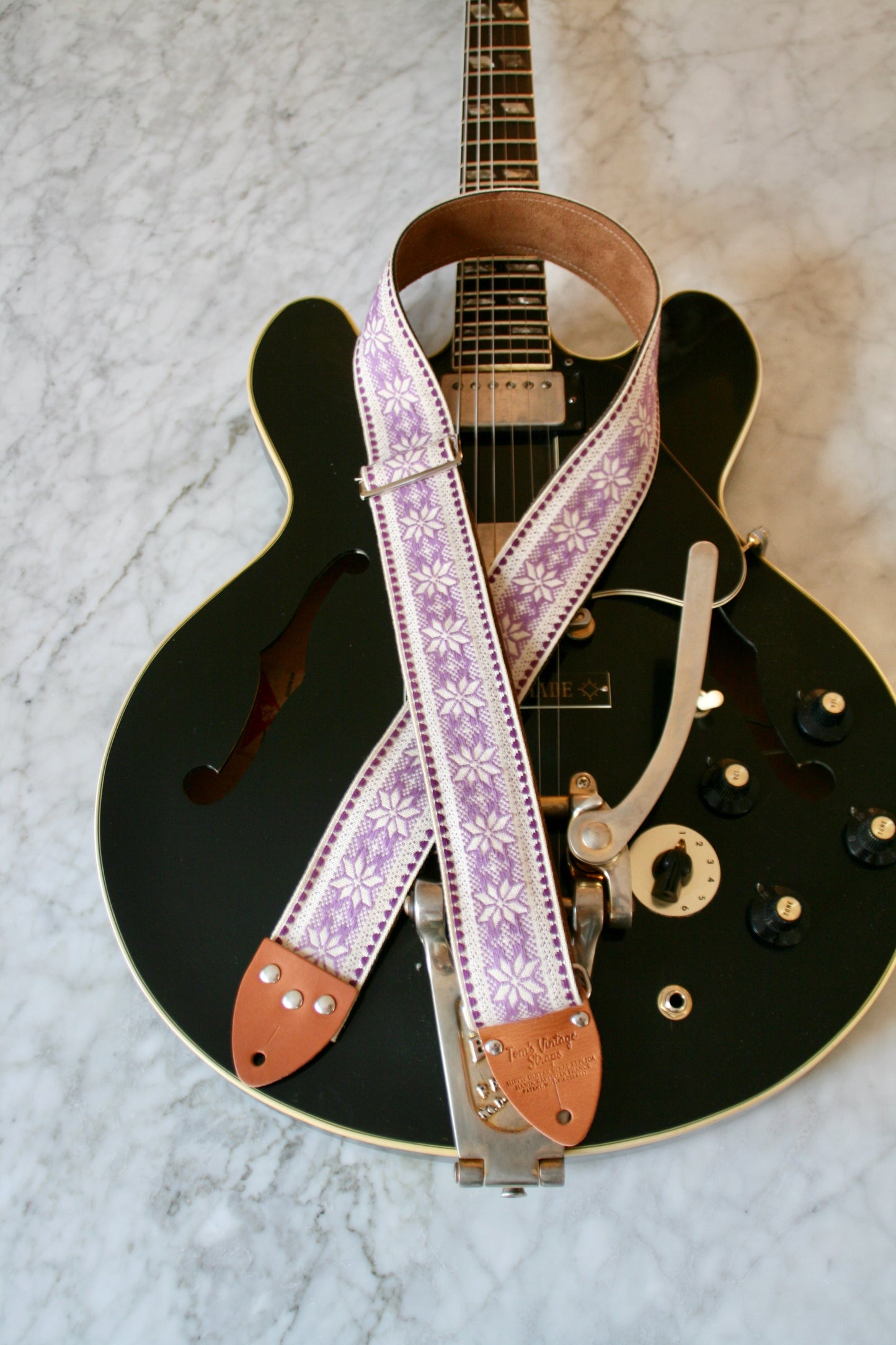 Lilac 'Poinsettia' Guitar/Bass Hippie Strap