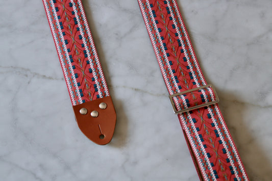 Coral 'Lindy' Guitar/Bass Hippie Strap