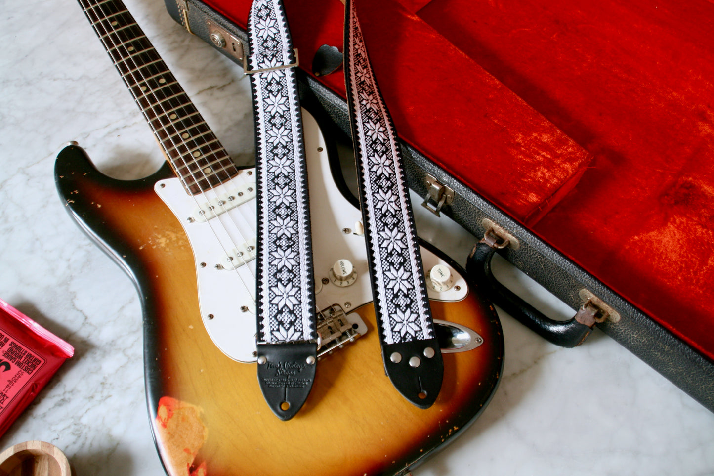 White 'Poinsettia' Guitar/Bass Hippie Strap