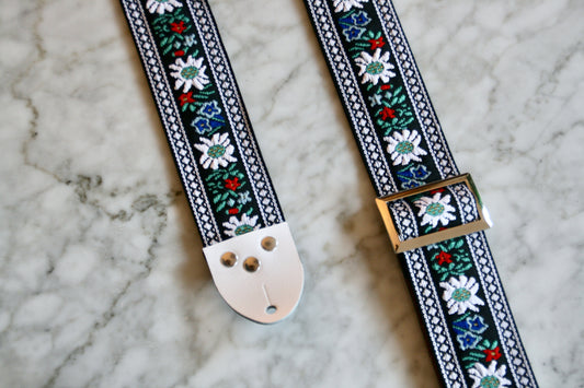 White 'Edelweiss' Guitar/Bass Hippie Strap
