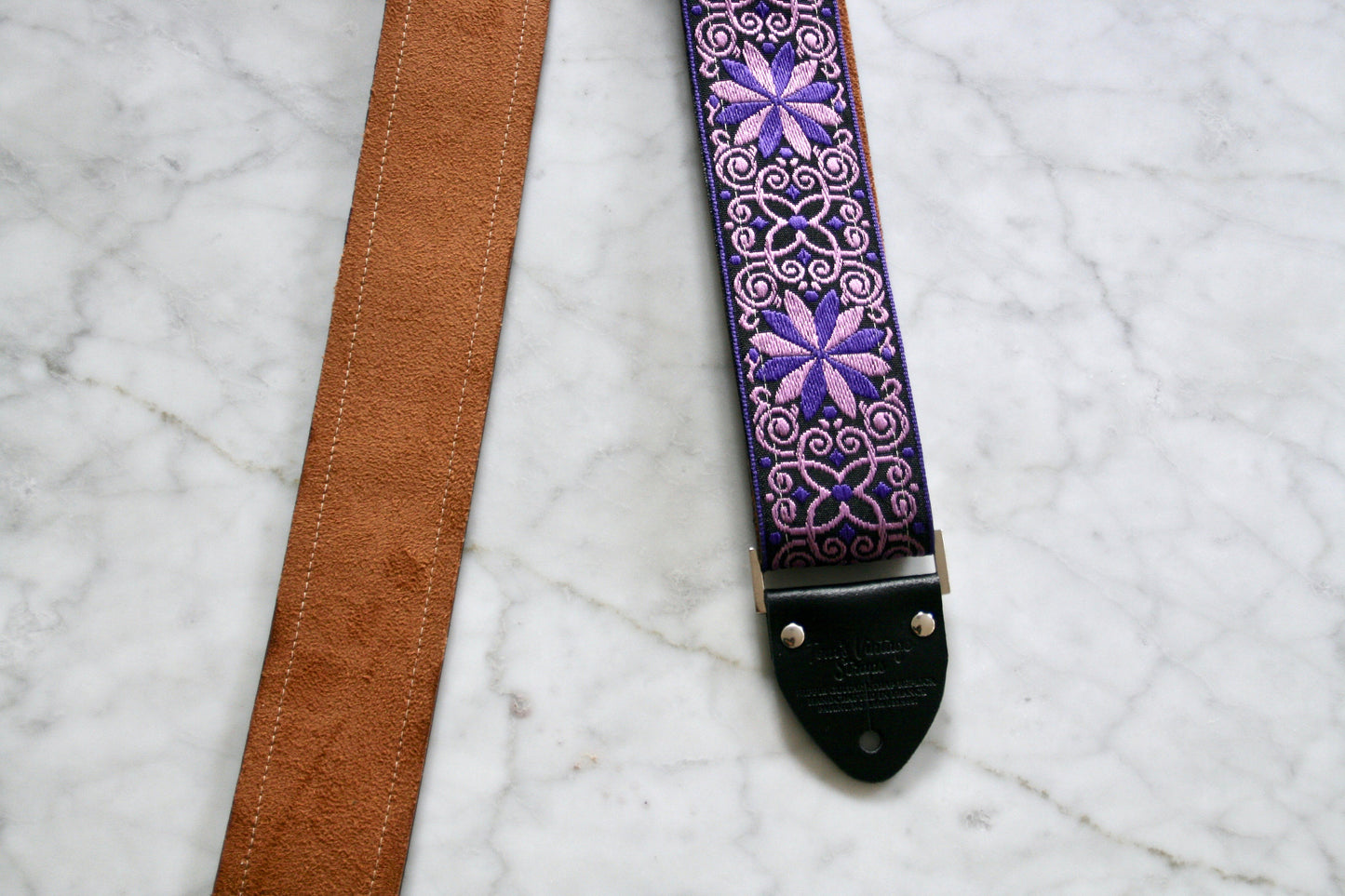 Mauve 'Dresden' Guitar/Bass Hippie Strap