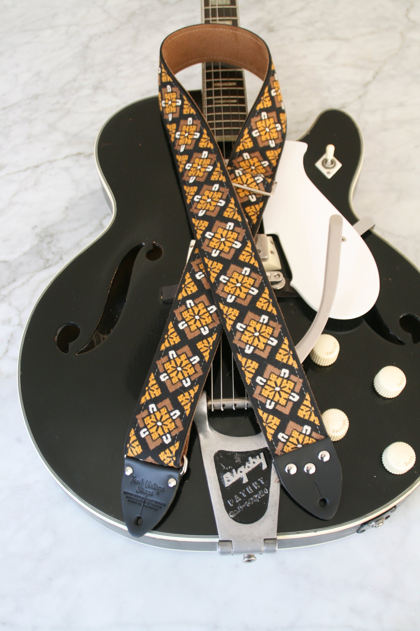 'Quatrefoil' Guitar/Bass Hippie Strap
