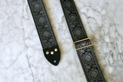 Onyx 'Peacock' Guitar/Bass Hippie Strap