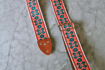 Cardinal 'Greenwich' Guitar/Bass Hippie Strap