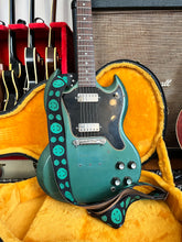 Load image into Gallery viewer, &#39;Smiley&#39; Guitar/Bass Hippie Strap
