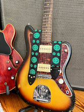 Load image into Gallery viewer, &#39;Smiley&#39; Guitar/Bass Hippie Strap
