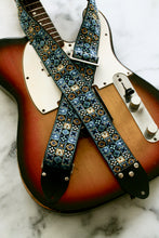 Load image into Gallery viewer, Blue &#39;Woodstock&#39; Guitar/Bass Hippie Strap
