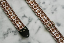 Load image into Gallery viewer, Beige &#39;Pillars&#39; Guitar/Bass Hippie Strap
