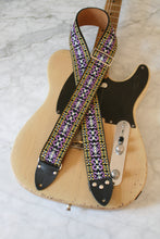 Load image into Gallery viewer, Purple &#39;Clover&#39; Guitar/Bass Hippie Strap
