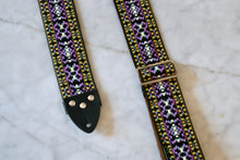 Load image into Gallery viewer, Purple &#39;Clover&#39; Guitar/Bass Hippie Strap
