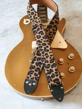 Load image into Gallery viewer, &#39;Leopard&#39; Guitar/Bass Hippie Strap
