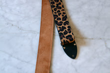 Load image into Gallery viewer, &#39;Leopard&#39; Guitar/Bass Hippie Strap
