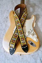 Load image into Gallery viewer, Orange &#39;Ufo&#39; Guitar/Bass Hippie Strap
