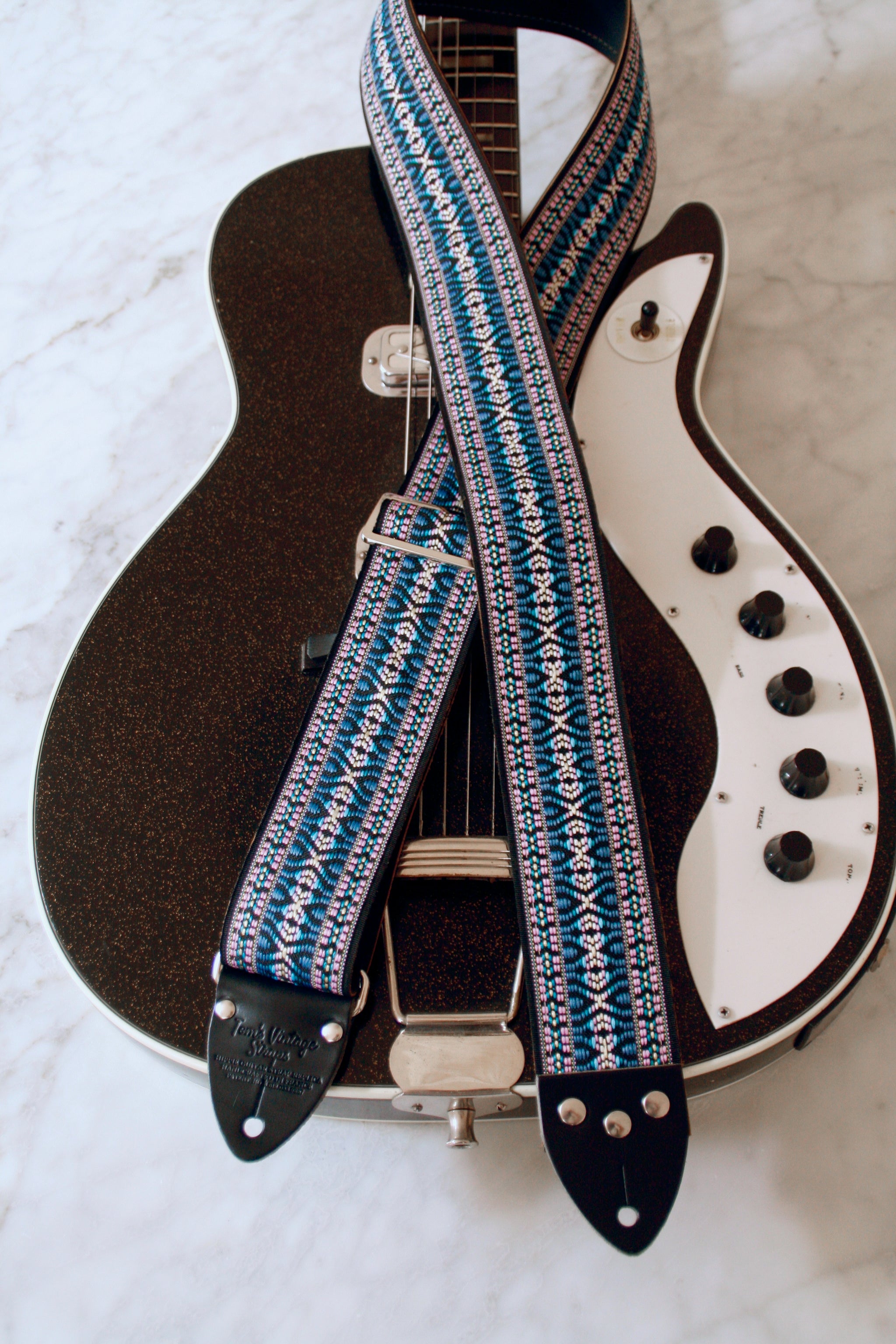 Black 'Maco' Guitar/Bass Hippie Strap – Tom's Vintage Straps