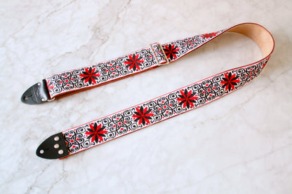 Cardinal 'Dresden' Guitar/Bass Hippie Strap