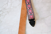Load image into Gallery viewer, Coral &#39;Peacock&#39; Guitar/Bass Hippie Strap
