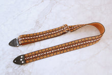 Load image into Gallery viewer, Brown &#39;Maco&#39; Guitar/Bass Hippie Strap
