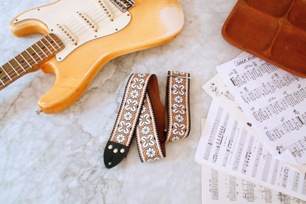 Beige 'Greenwich' Guitar/Bass Hippie Strap