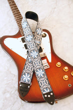 Load image into Gallery viewer, Indigo &#39;Dresden&#39; Guitar/Bass Hippie Strap
