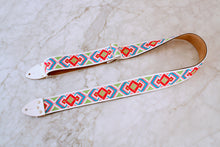Load image into Gallery viewer, White &#39;Lotus&#39; Guitar/Bass Hippie Strap
