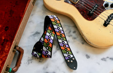 Load image into Gallery viewer, Green &#39;Anemone&#39; Guitar/Bass Hippie Strap
