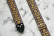 Load image into Gallery viewer, Gold &#39;Greenwich&#39; Guitar/Bass Hippie Strap
