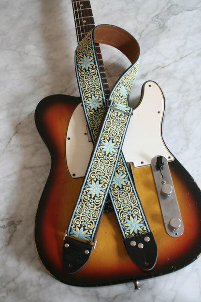 Azur 'Dresden' Guitar/Bass Hippie Strap