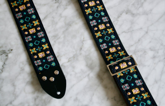 Indigo 'Woodstock' Guitar Bass Hippie Strap