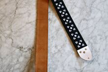Load image into Gallery viewer, Indigo &#39;Fillmore&#39; Guitar/Bass Hippie Strap
