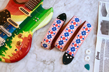 Load image into Gallery viewer, The Fool&#39; Guitar/Bass Hippie Strap
