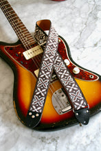 Load image into Gallery viewer, Gray &#39;Beck&#39; Guitar/Bass Hippie Strap
