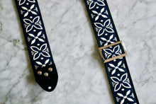 Load image into Gallery viewer, Indigo &#39;Beck&#39; Guitar/Bass Hippie Strap
