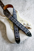 Load image into Gallery viewer, Indigo &#39;Beck&#39; Guitar/Bass Hippie Strap
