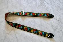 Load image into Gallery viewer, Dahlia&#39; Guitar/Bass Hippie Strap
