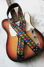 Load image into Gallery viewer, Multicolor &#39;Anemone&#39; Guitar/Bass Hippie Strap
