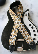 Load image into Gallery viewer, White &#39;Crossroads&#39; Guitar/Bass Hippie Strap
