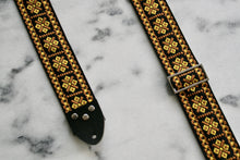 Load image into Gallery viewer, Gold &#39;Crossroads&#39; Guitar/Bass Hippie Strap
