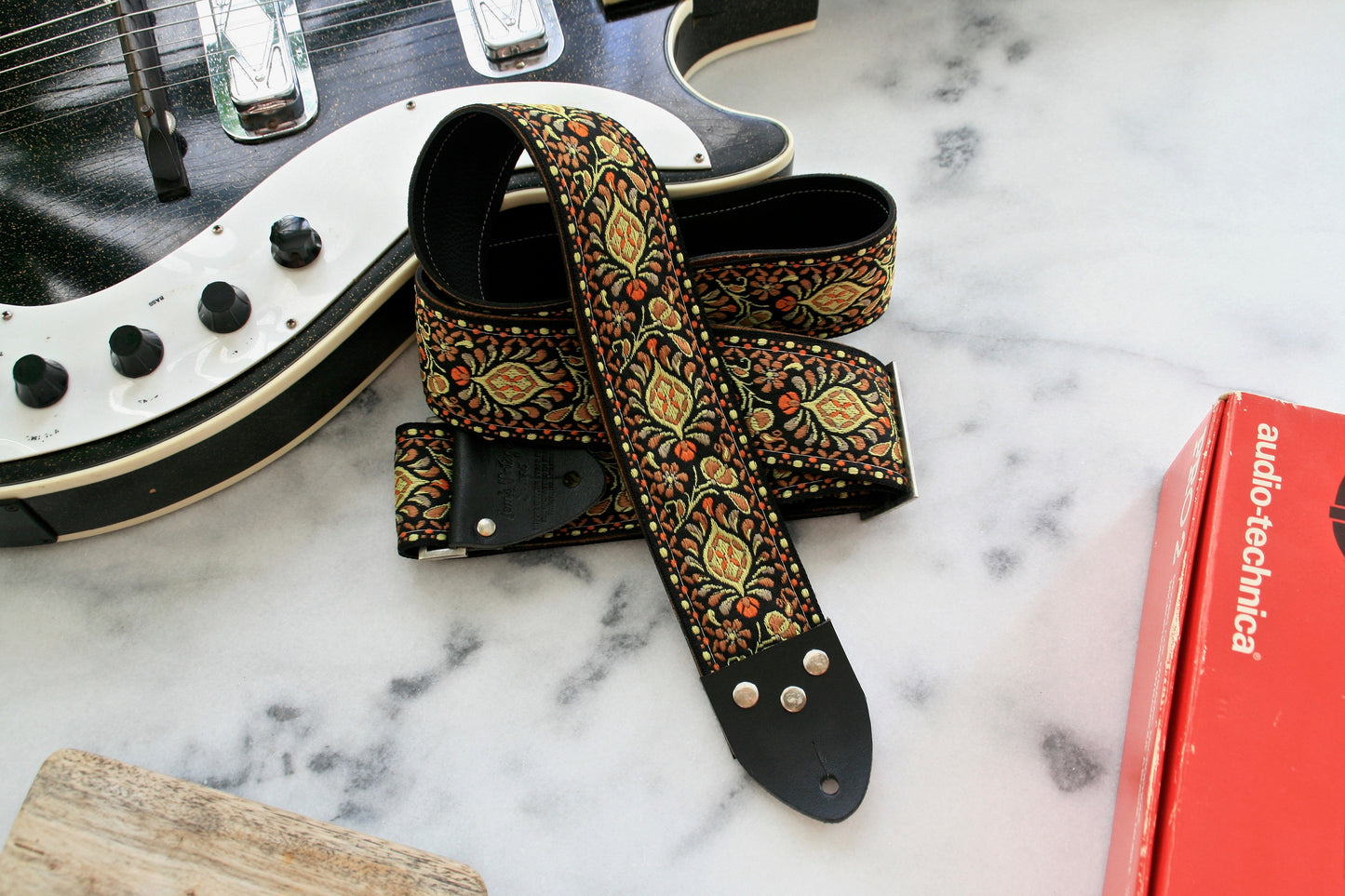 Gold 'Peacock' Guitar/Bass Hippie Strap