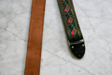 Load image into Gallery viewer, Olive &#39;Diamonds&#39; Guitar/Bass Hippie Strap
