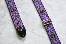 Load image into Gallery viewer, Mauve &#39;Dresden&#39; Guitar/Bass Hippie Strap
