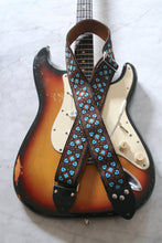 Load image into Gallery viewer, Azur &#39;Fillmore&#39; Guitar/Bass Hippie Strap
